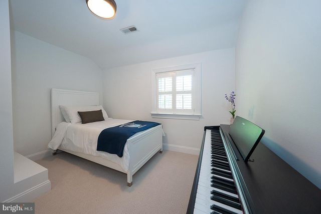 281 UPPER GULPH RD, Strafford, PA 19087