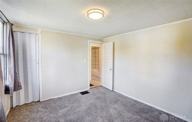 2150 Kensington Drive, Dayton, OH 45406