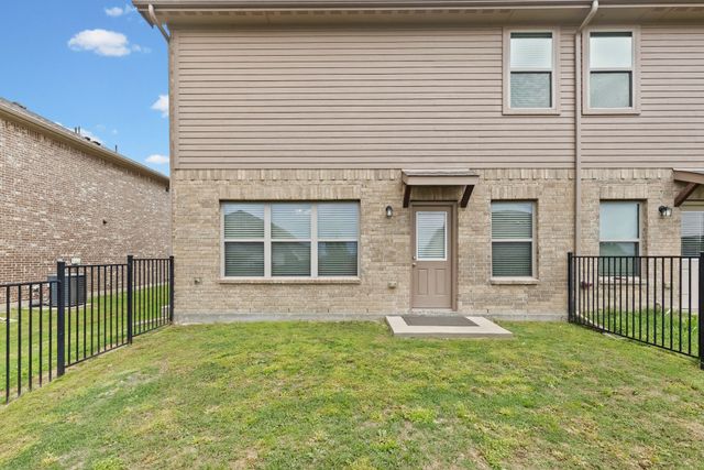 6817 Jade Drive, Greenville, TX 75402