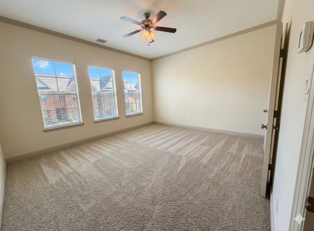 10555 Steinbeck Lane, Irving, TX 75063