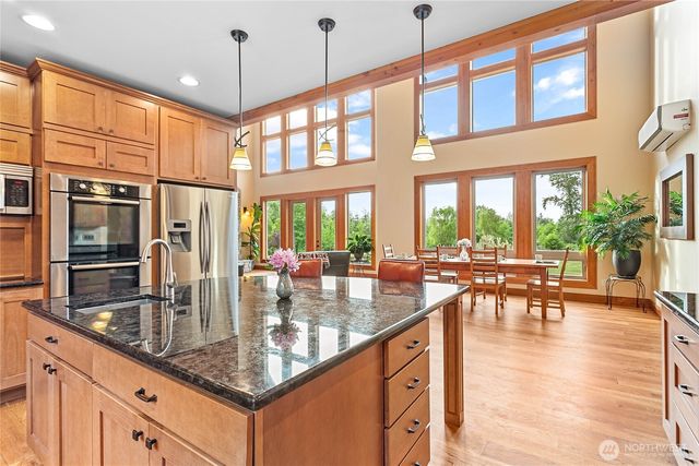 2692 H Street Road, Blaine, WA 98230