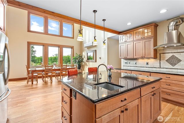 2692 H Street Road, Blaine, WA 98230