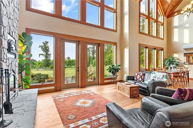 2692 H Street Road, Blaine, WA 98230