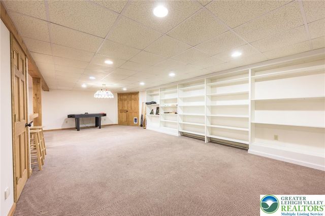 118 Sterner Run Road, Polk Twp, PA 18058