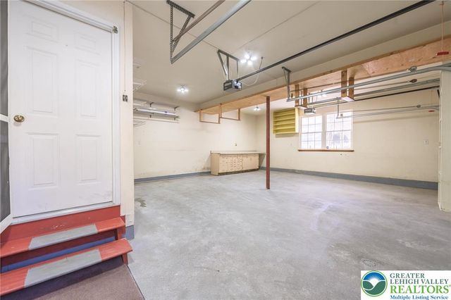 118 Sterner Run Road, Polk Twp, PA 18058