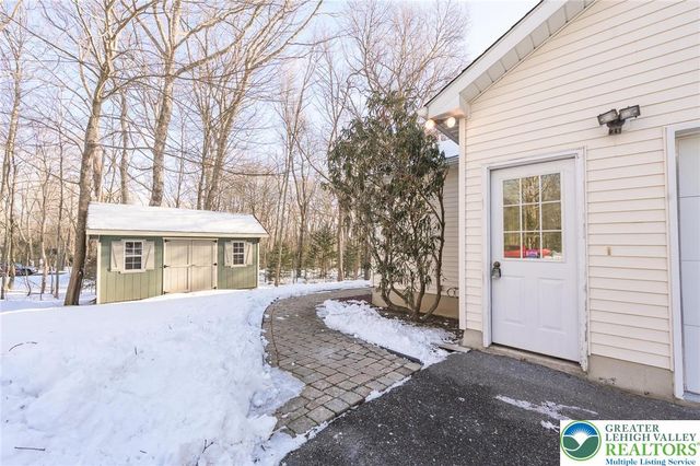 118 Sterner Run Road, Polk Twp, PA 18058