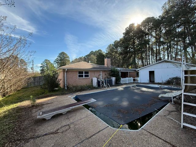 1501 Springdale St., Longview, TX 75604