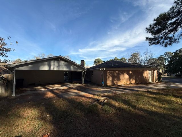 1501 Springdale St., Longview, TX 75604