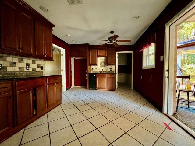 1501 Springdale St., Longview, TX 75604