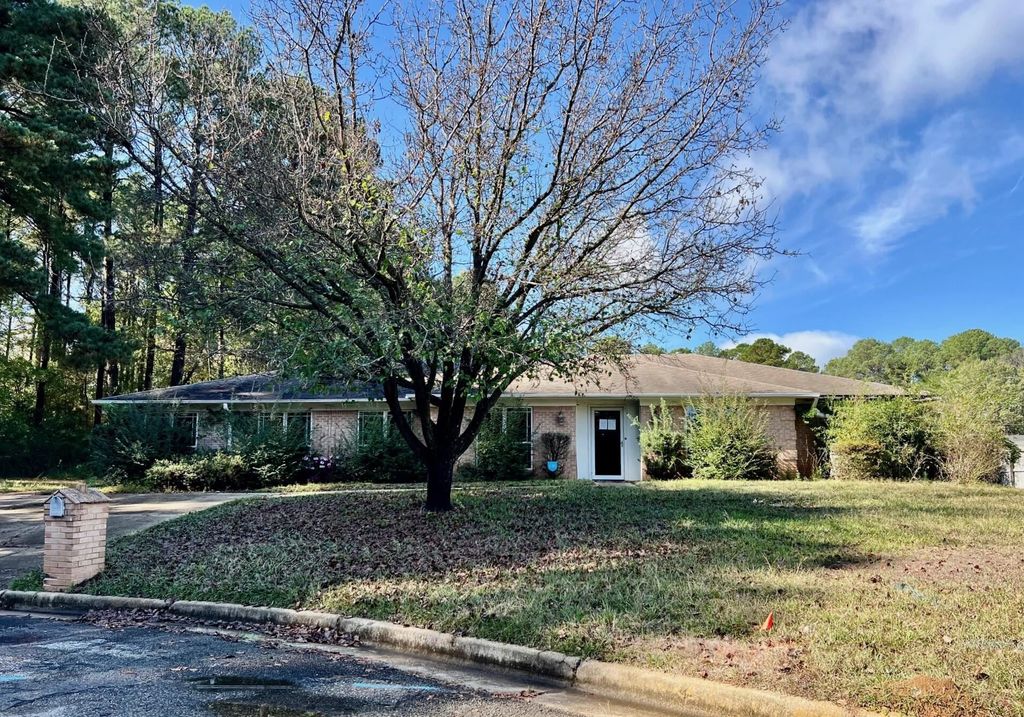 1501 Springdale St., Longview, TX 75604