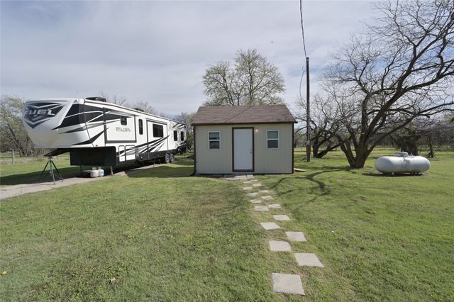 9508 Kelly Lane, Alvarado, TX 76009