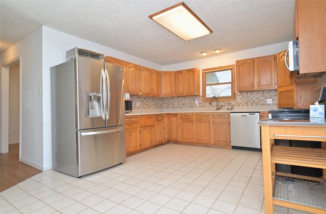 9508 Kelly Lane, Alvarado, TX 76009