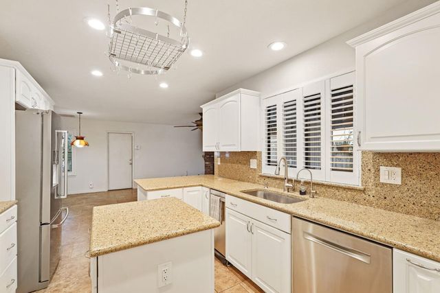 4368 Boulder Creek Cir, Stockton, CA 95219