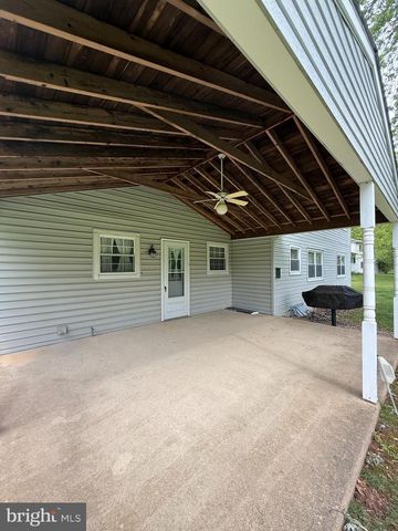 2420 EXTON RD, Hatboro, PA 19040