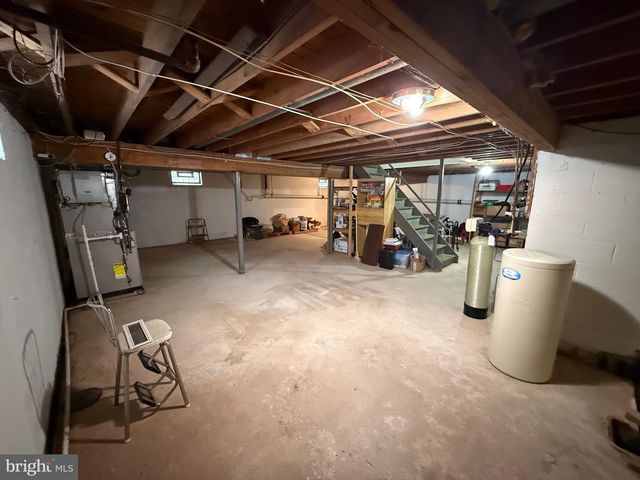 2420 EXTON RD, Hatboro, PA 19040