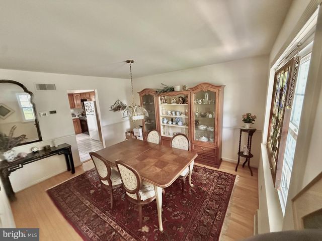 2420 EXTON RD, Hatboro, PA 19040