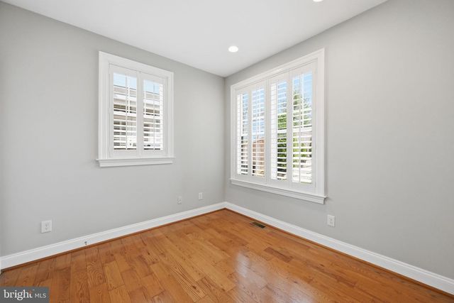 9705 MONTAUK AVE, Bethesda, MD 20817