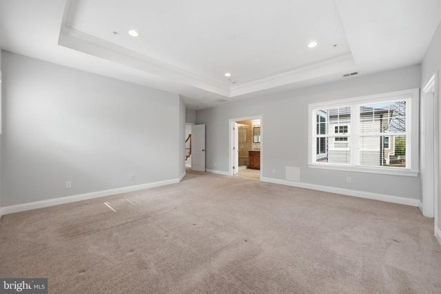 9705 MONTAUK AVE, Bethesda, MD 20817