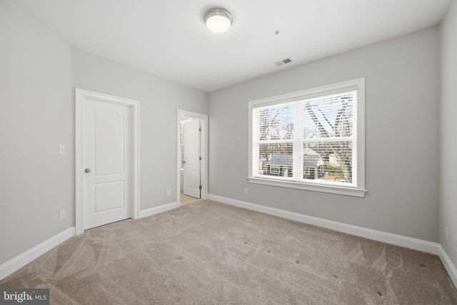 9705 MONTAUK AVE, Bethesda, MD 20817