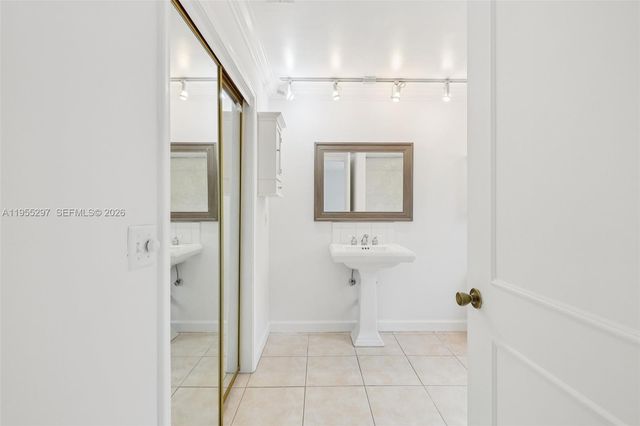 461 N Ocean Blvd 0050, Boca Raton, FL 33432