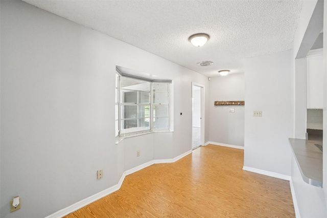 2024 W SITKA STREET, Tampa, FL 33604