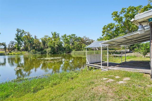 2024 W SITKA STREET, Tampa, FL 33604