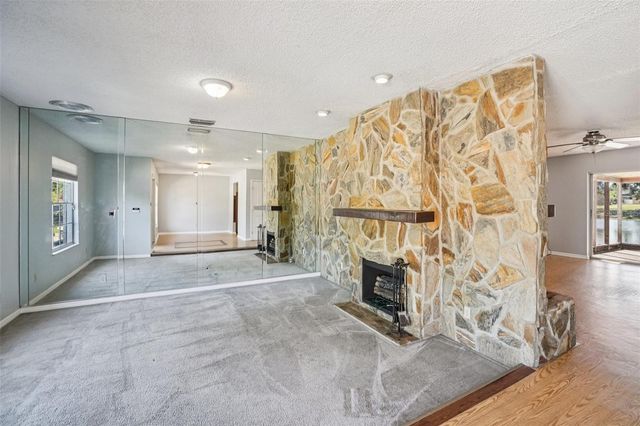 2024 W SITKA STREET, Tampa, FL 33604