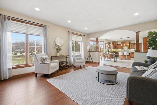 3895 SHOREBIRD COURT, Oshkosh, WI 54904