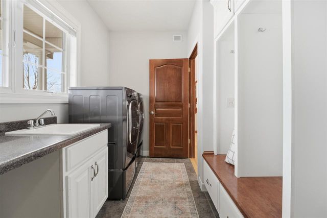 3895 SHOREBIRD COURT, Oshkosh, WI 54904