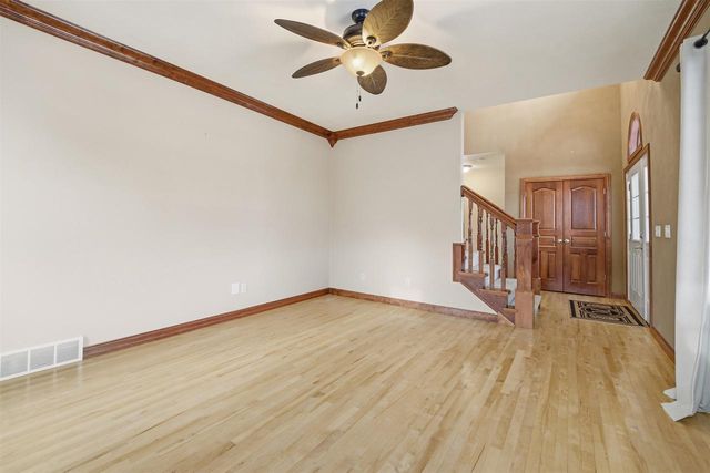 3895 SHOREBIRD COURT, Oshkosh, WI 54904