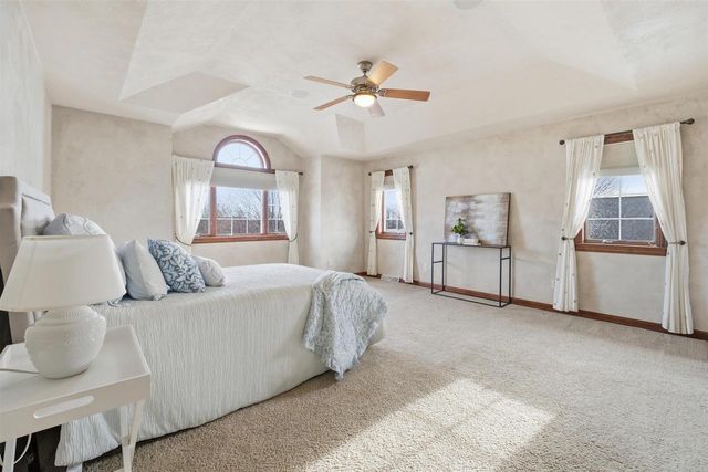 3895 SHOREBIRD COURT, Oshkosh, WI 54904