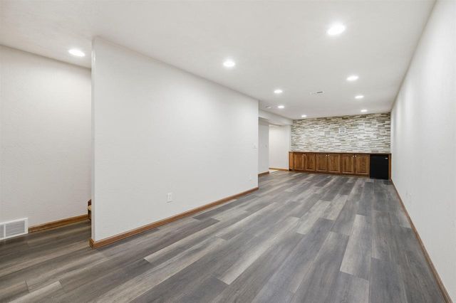 3895 SHOREBIRD COURT, Oshkosh, WI 54904