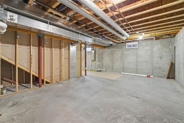 3895 SHOREBIRD COURT, Oshkosh, WI 54904