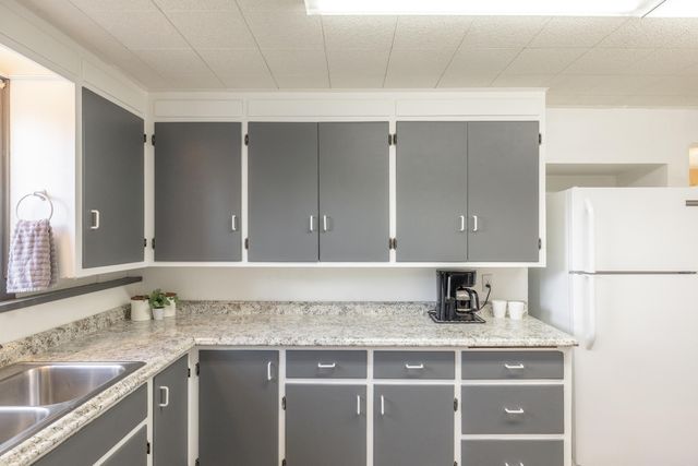 8915 E Grace Ave, Spokane, WA 99212