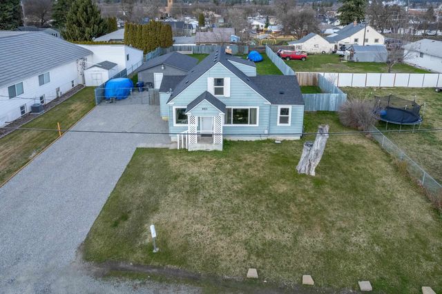 8915 E Grace Ave, Spokane, WA 99212