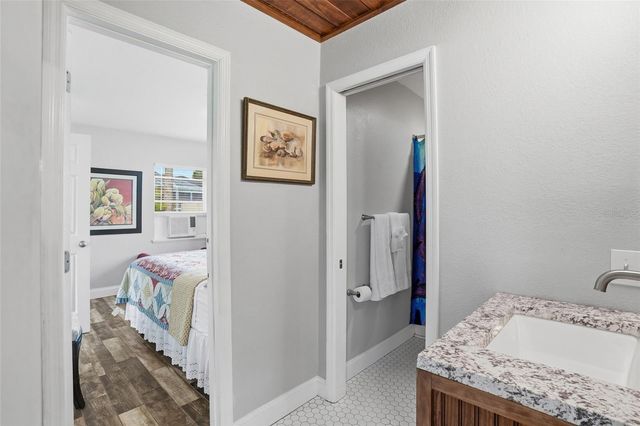 433 SOUTH DRIVE, Punta Gorda, FL 33950