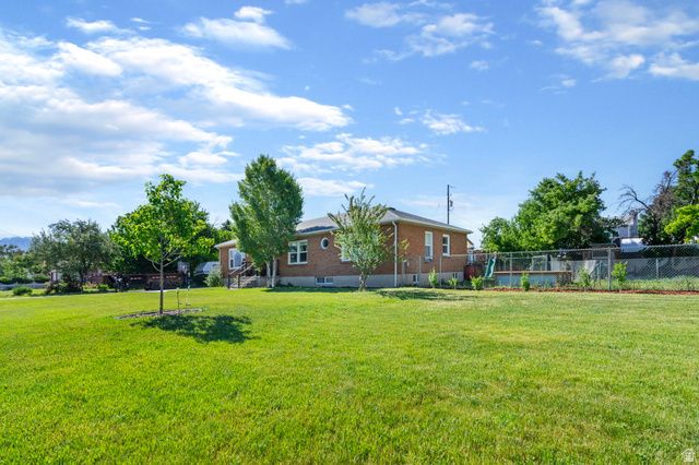 1839 W 4805 S, Taylorsville, UT 84129