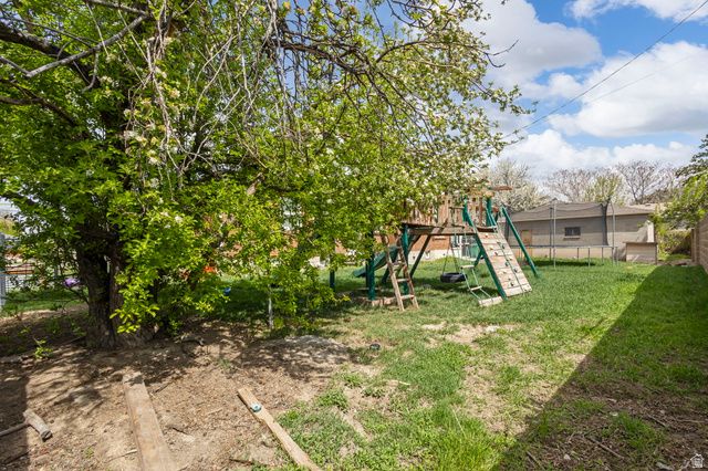 1839 W 4805 S, Taylorsville, UT 84129