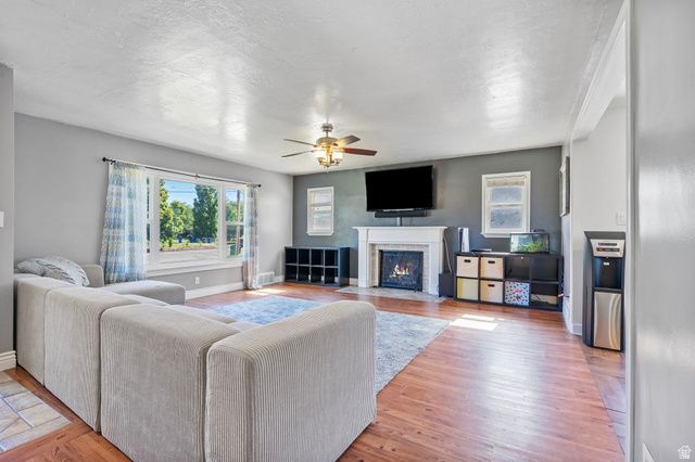 1839 W 4805 S, Taylorsville, UT 84129