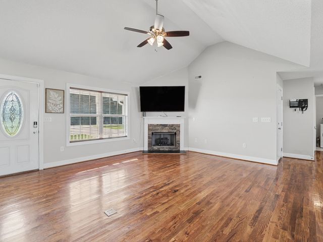 887 Champion Ferry Rd, Gaffney, SC 29341