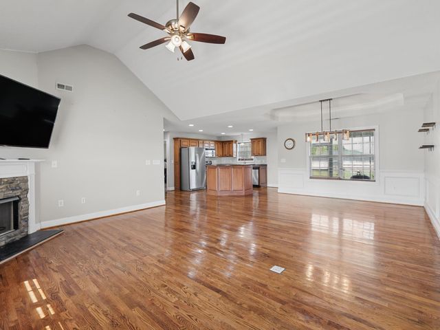 887 Champion Ferry Rd, Gaffney, SC 29341