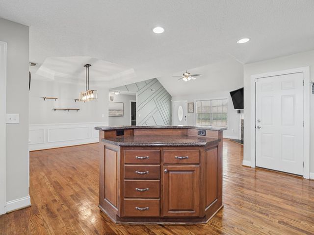 887 Champion Ferry Rd, Gaffney, SC 29341