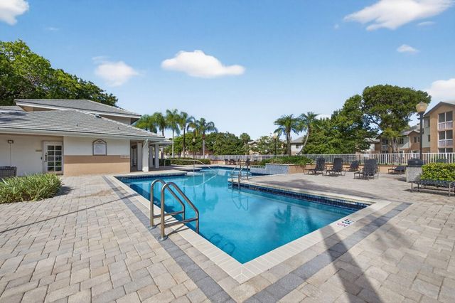 9977 Westview Drive 136, Coral Springs, FL 33076