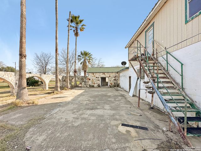 2103 Fm 2790, Lytle, TX 78052