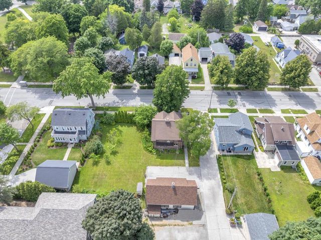 1723 N 3rd STREET, Sheboygan, WI 53081