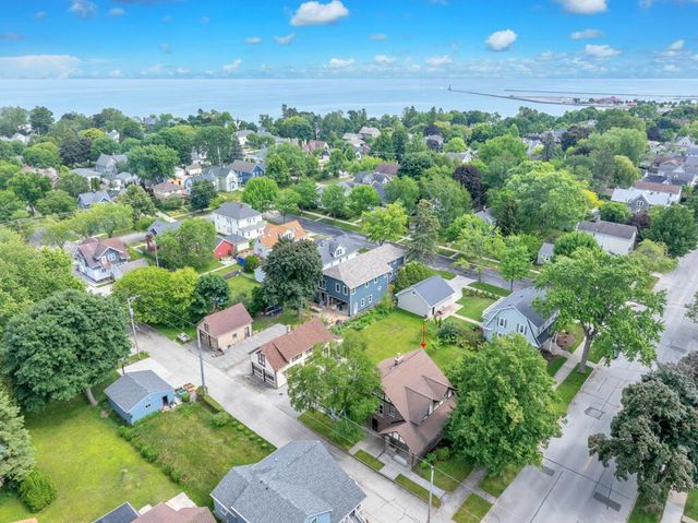 1723 N 3rd STREET, Sheboygan, WI 53081