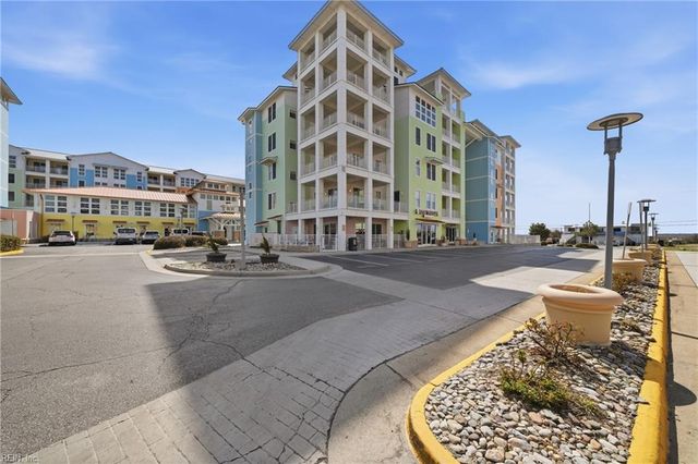 3700 Sandpiper Rd Apt 411, Virginia Beach, VA 23456