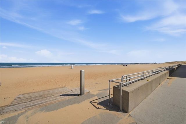 3700 Sandpiper Rd Apt 411, Virginia Beach, VA 23456