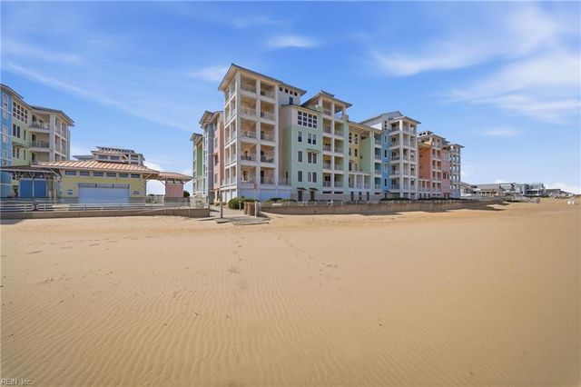 3700 Sandpiper Rd Apt 411, Virginia Beach, VA 23456