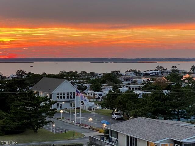 3700 Sandpiper Rd Apt 411, Virginia Beach, VA 23456